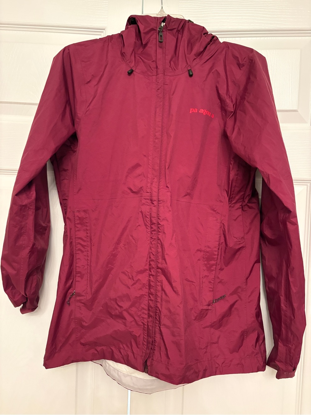 Patagonia Women’s Burgundy Hooded Raincoat